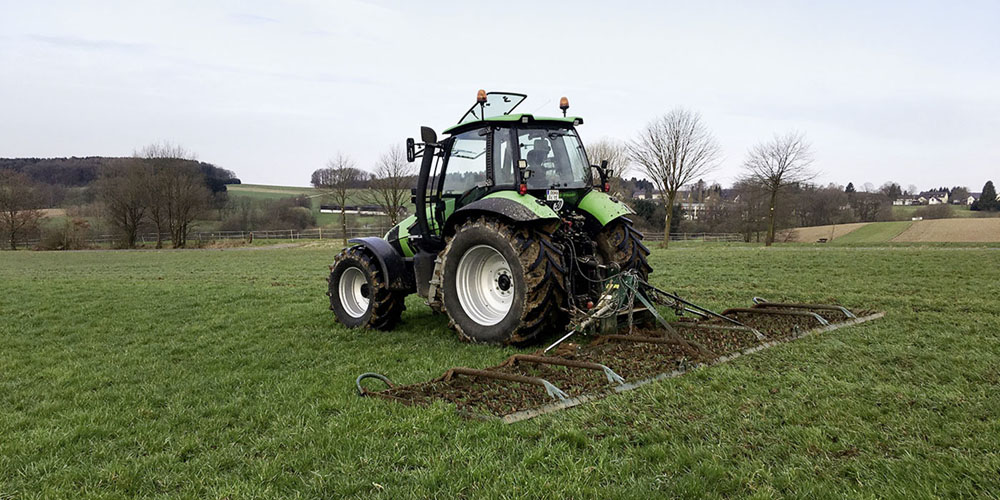 Leistung_Gruenlandpflege_1400_700