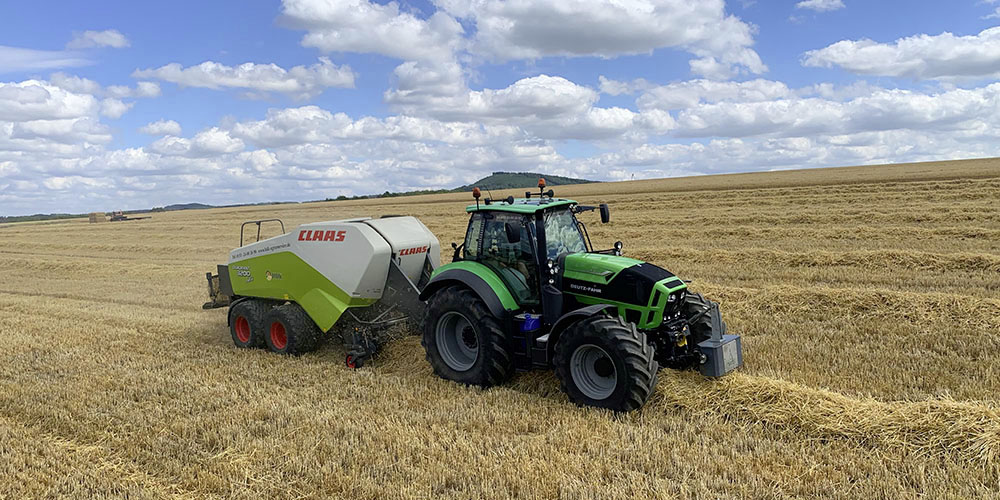 Leistung_Gruenlandpflege_1400_700